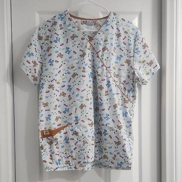 Playful Cartoon Print Scrub Top - Picture 1 of 7